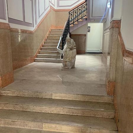 Palazzo Mottareale Apartment เรจโจ ดี คาลาเบีย ภายนอก รูปภาพ