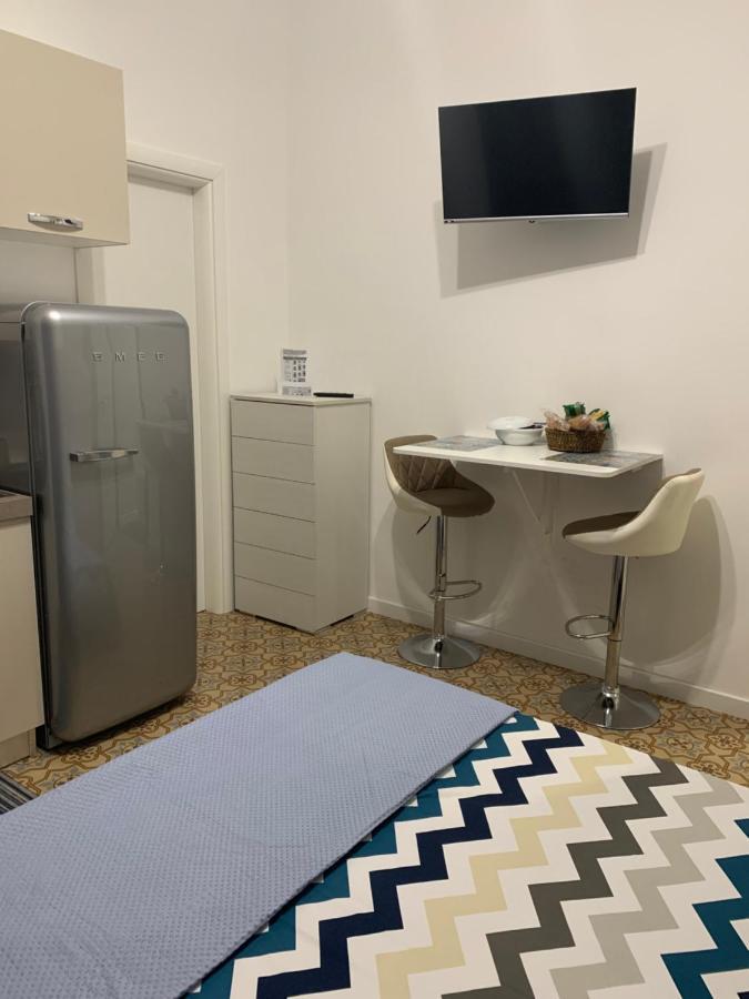 Palazzo Mottareale Apartment เรจโจ ดี คาลาเบีย ภายนอก รูปภาพ