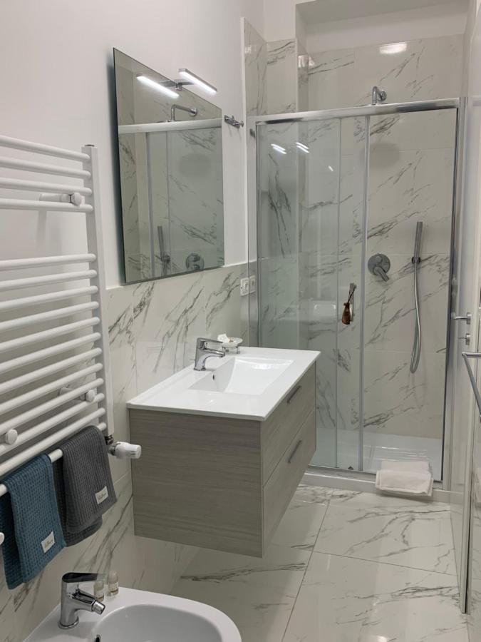 Palazzo Mottareale Apartment เรจโจ ดี คาลาเบีย ภายนอก รูปภาพ