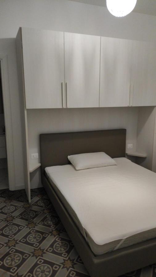 Palazzo Mottareale Apartment เรจโจ ดี คาลาเบีย ภายนอก รูปภาพ